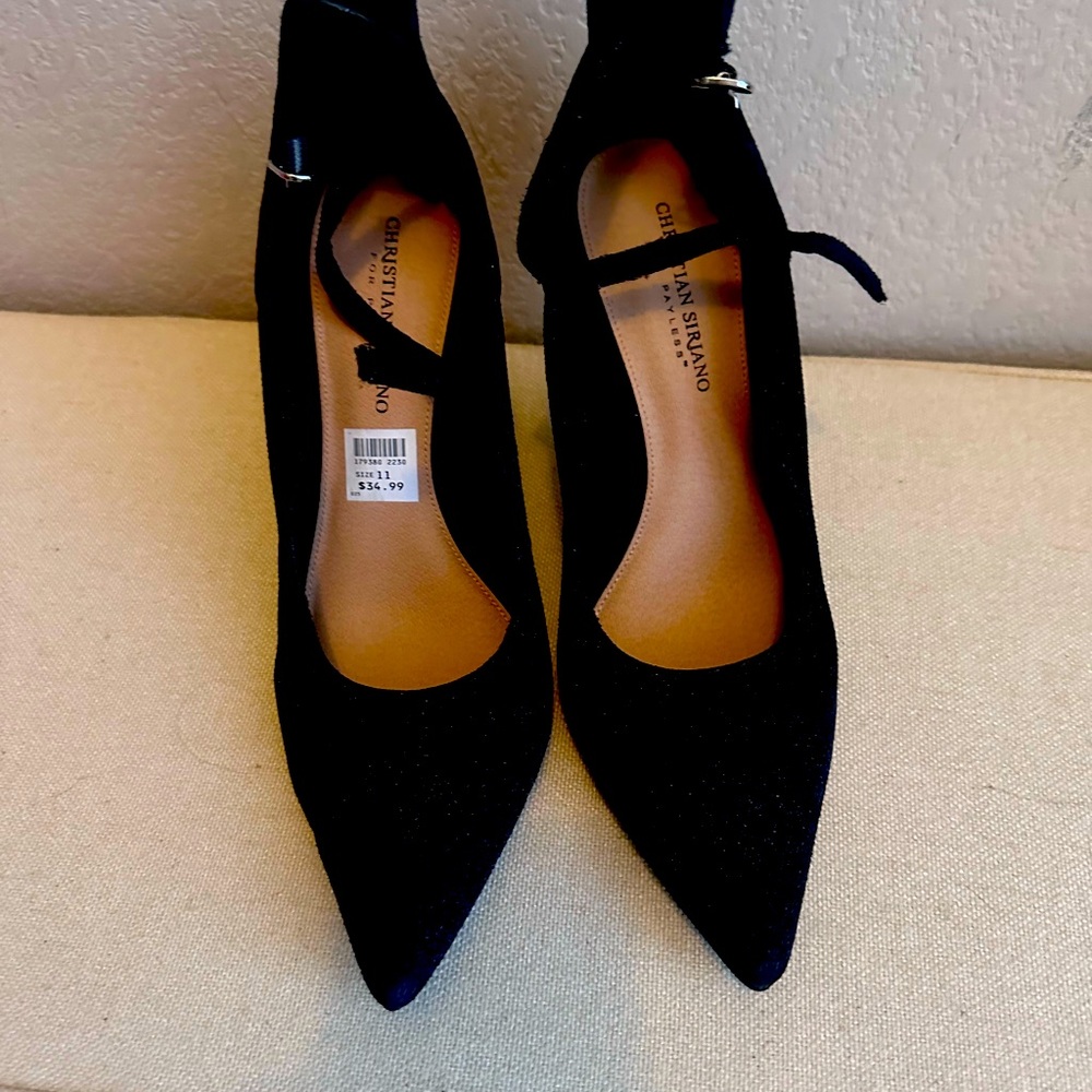 Velvet shoes